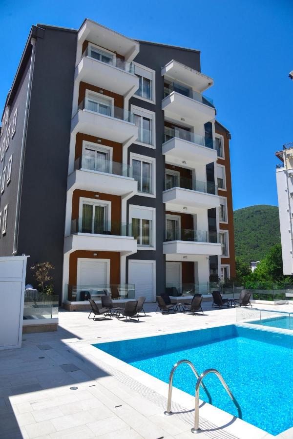 Chill And Go Aparthotel Будва Экстерьер фото